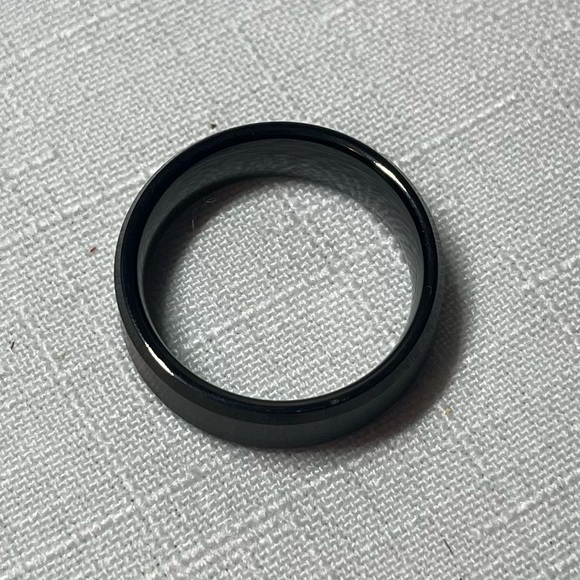 8mm Tungsten Black Ring Band Matted Beveled Edges Comfort Fit new - Picture 4 of 7